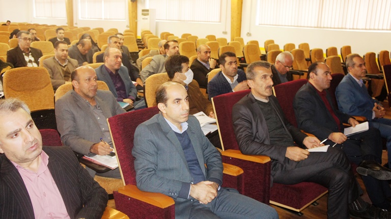 شورای اداری-آموزشی اداره کل آموزش فنی و حرفه ای استان گیلان برگزار شد